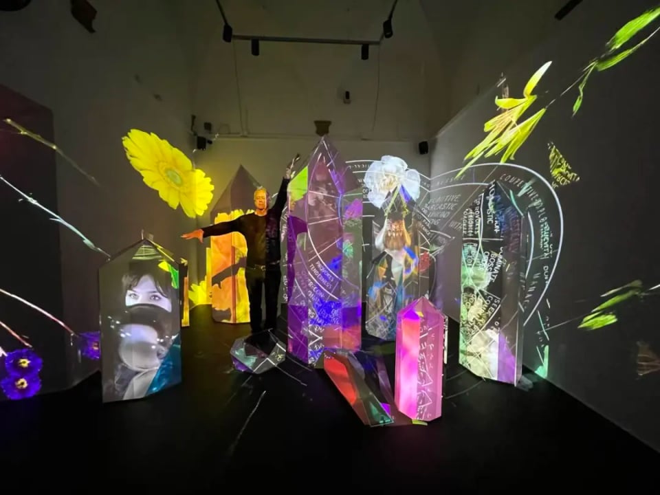 Tony Oursler: mAcHiNe CrYsTaL